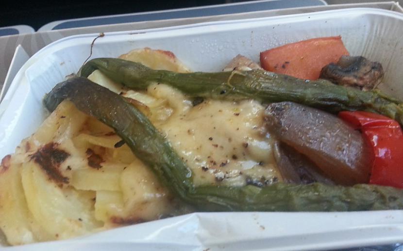 quotNorwegian Airquot... Autors: Latvian Revenger Redzot šos ēdienos, ko pasniedz lidmašīnās, priecāsies, ka brauc ar mašīnu