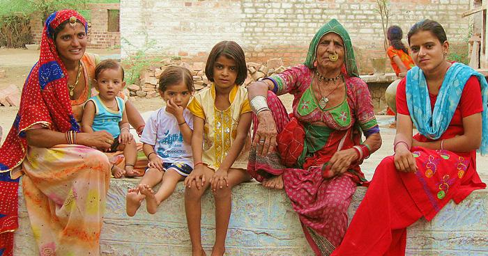 Indijā apģērba krāsa un fasons... Autors: 100 A 20 fakti par Indiju #1