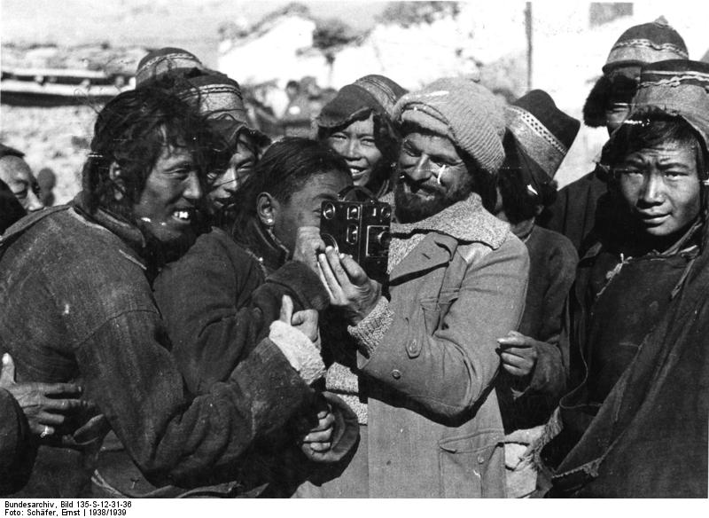 Nacistu sakari ar TibetuSākot... Autors: Panzer TOP 9 nacistu mīti