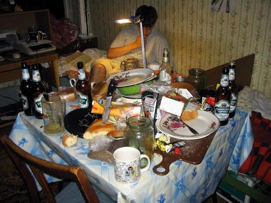 Katrai quotpjankaiquot galds... Autors: Emchiks Atpūta Krievijas kopmītnēs