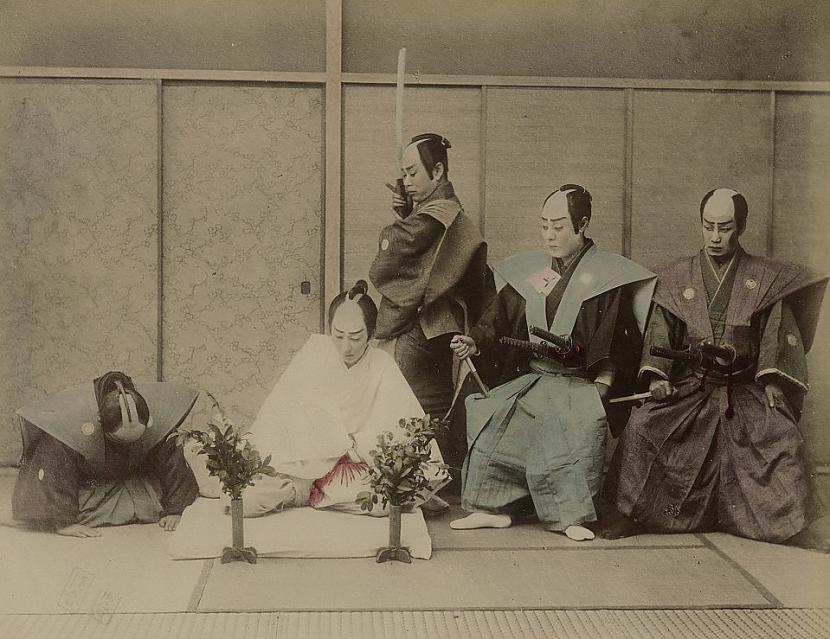 Skats uz Harakiri rituālu ko... Autors: matilde «Dzīvo ar zobenu, mirsti no zobena!» Japāņu samuraji, kas nodūra sevi līdz nāvei