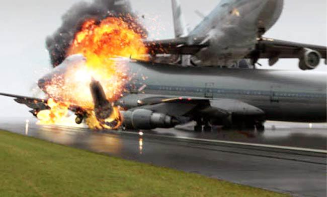 Divu Boeing 747 lidmascaronīnu... Autors: Testu vecis 10 skumji lidmašīnu katastrofu stāsti
