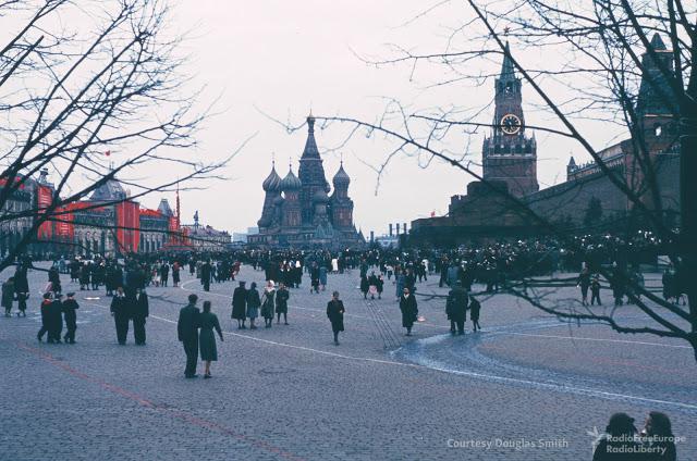 Sarkanais laukums Autors: Lestets PSRS dzīve 1950-tajos ASV diplomāta acīm