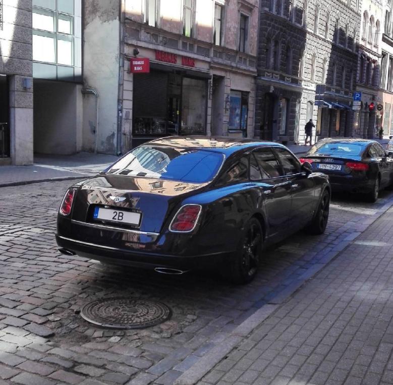 Bentley Mulsannenbsp Autors: LGPZLV Dārgas mašīnas uz Latvijas ceļiem. 2017 #6