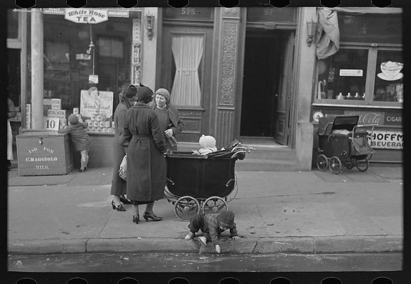 Sievietes uz ielas 1936 g Autors: Lestets Lielā Depresija Ņujorkā