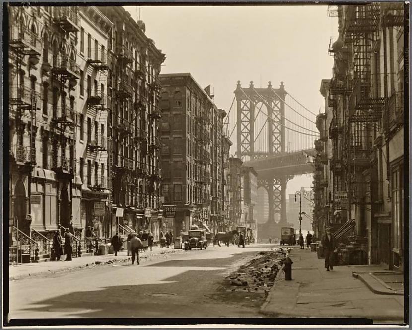Manhetenas tilts no Henrija... Autors: Lestets Lielā Depresija Ņujorkā