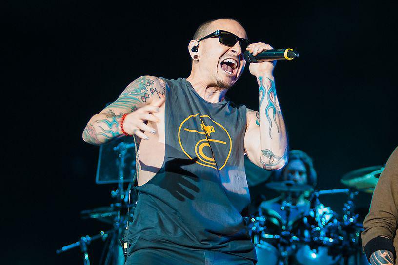  Autors: Latvian Revenger Linkin Park solists Česters Beningtons atrasts pakāries.