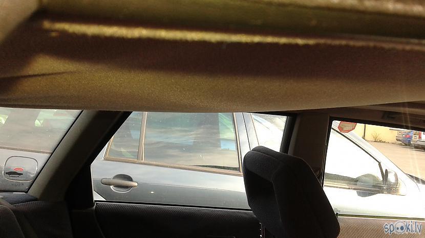  Autors: 76martini Remontējam paši autiņam salonā nokārušos auduma jumtu.