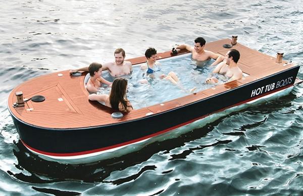 Hot Tub BoatPeldēt var ne... Autors: Bauskas Motormuzejs Neparasti ūdens pārvietošanās līdzekļi