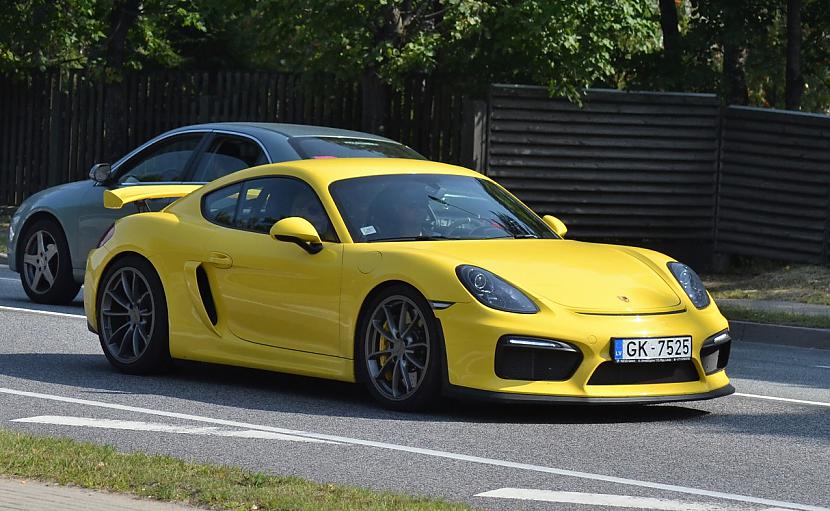 Porsche 981 Cayman GT4 Autors: LGPZLV Dārgas mašīnas uz Latvijas ceļiem. 2017 #10