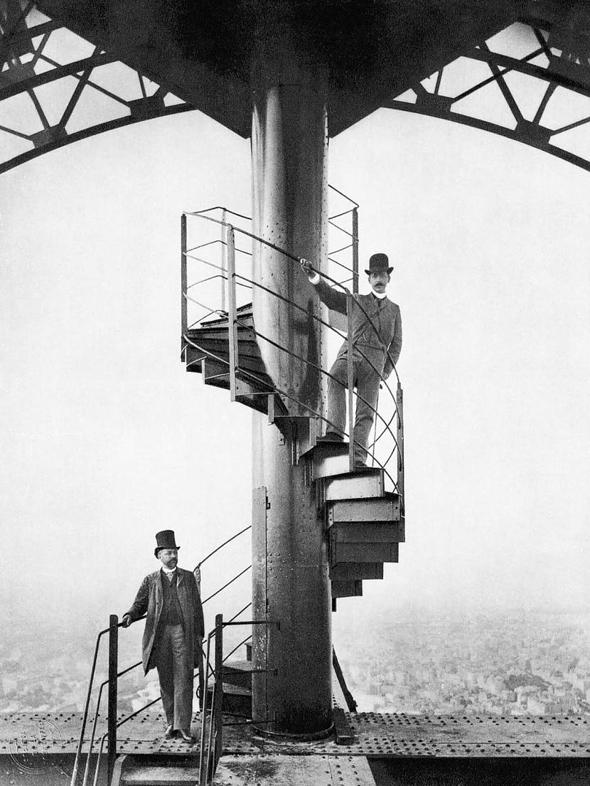 nbsp nbspKā viena no idejām... Autors: Mao Meow Skaties, kā Parīzē būvēja Eifeļa torni!