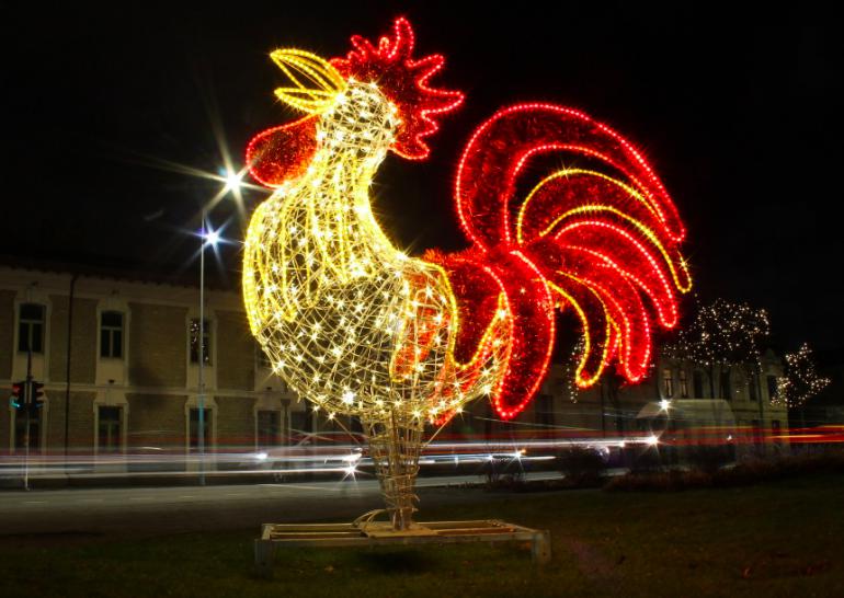  Autors: valmora Ziemassvētku rotājumi Latvijas pilsētās. Svētki tuvojas...