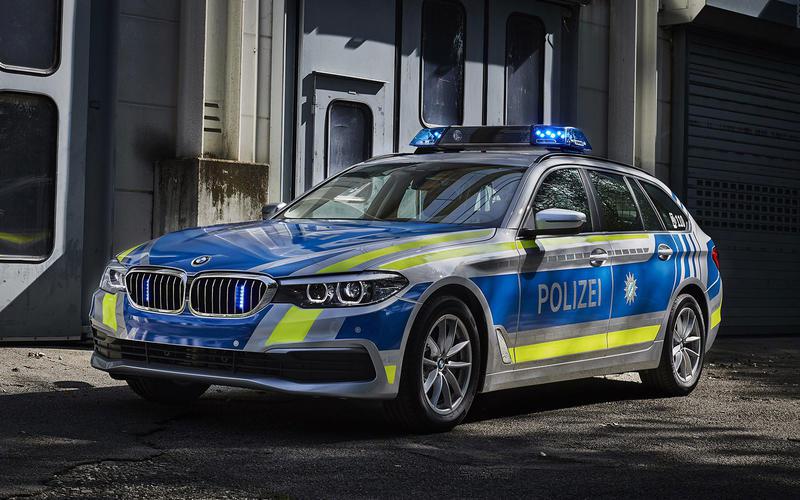 BMW 530d Touring VācijaBMW ir... Autors: Charged 40 Interesantākie policijas auto pasaulē.
