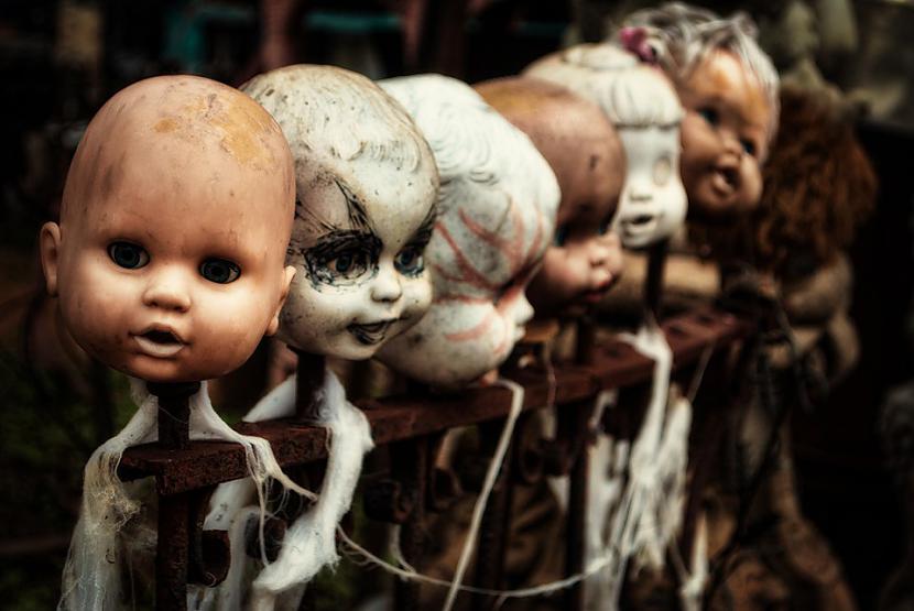  Autors: DiskoSeene Creepy dolls