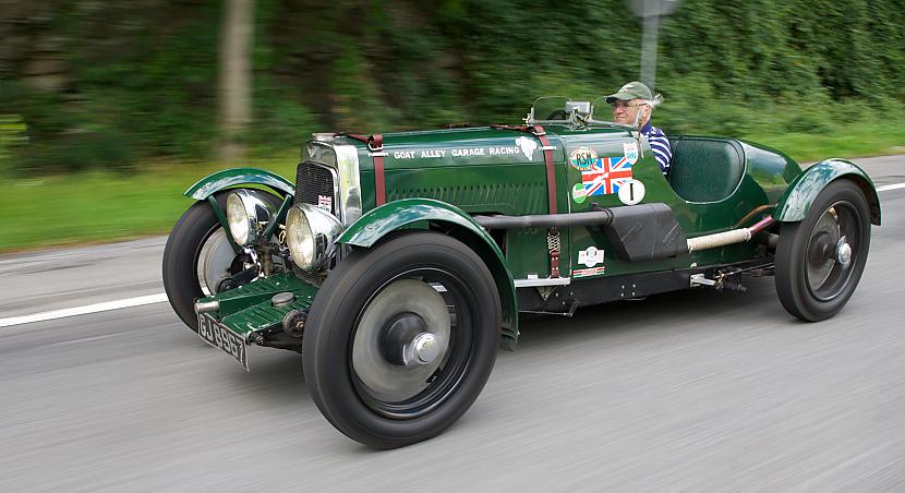 Aston Martin International... Autors: Drakonvīrs Aston Martin 1921 - 1940