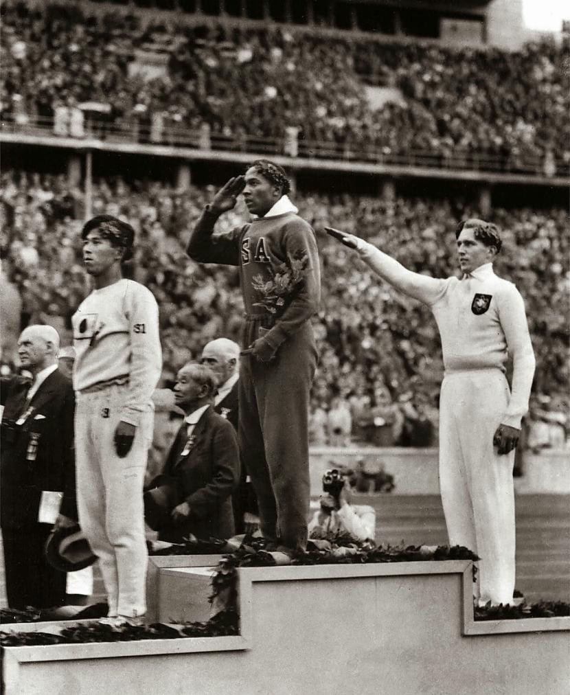 Neskatoties ne uz ko Hitlers... Autors: Lestets Džese Ouenss - tumšādainais, kurš uzvarēja nacistu olimpiādē