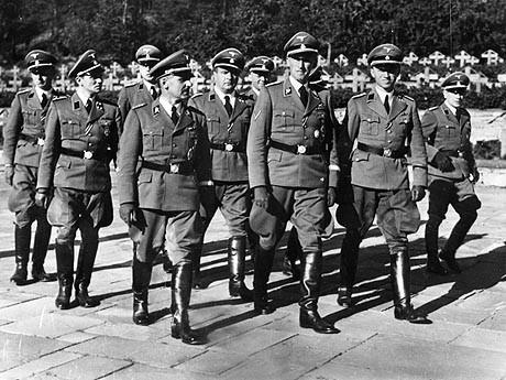 Gestapo vadītājiHimlers... Autors: Artefakts Gestapo - cīņā pret nacistu ienaidniekiem