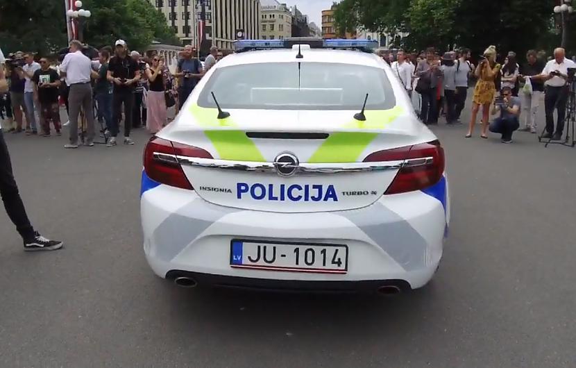  Autors: EV1TA Atklāta Valsts policijas transporta jaunā vizuālā identitāte