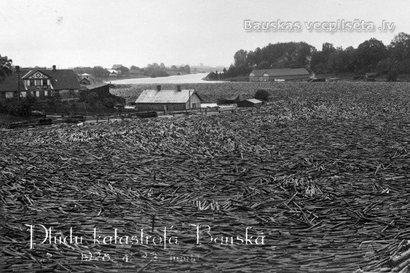 Ūdens un brīvībā... Autors: Testu vecis Brangākie plūdi Latvijas vēsturē