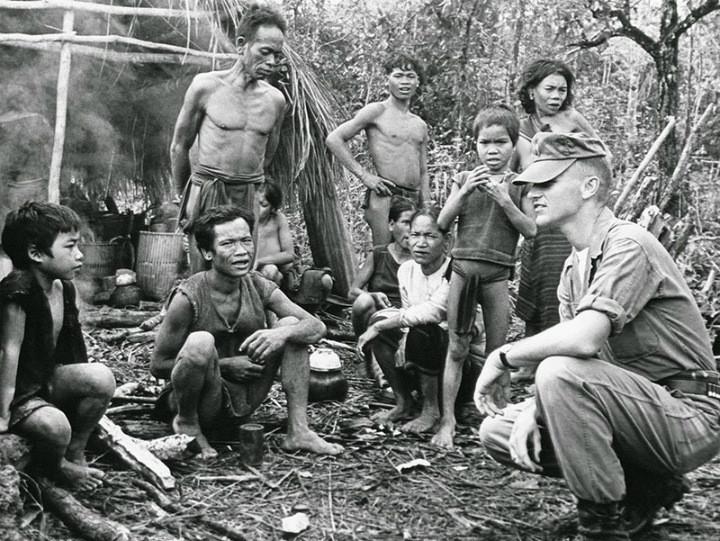 Kalnu iedzīvotājiBildē var... Autors: Lestets Vjetnamas karš: nepārveidotas bildes no kaujas lauka