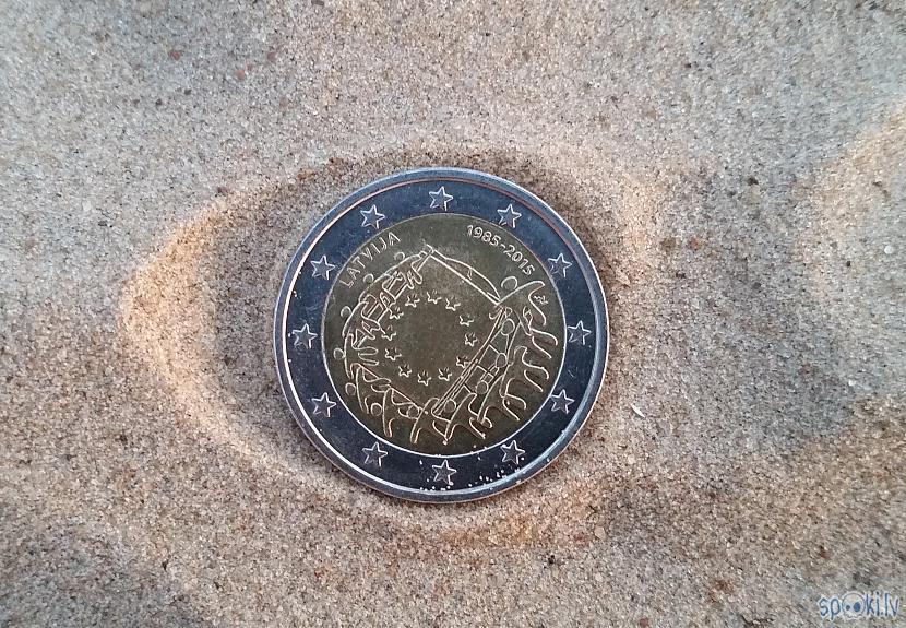 Jubilejas 2 eiriki Autors: pyrathe Ar metāla detektoru pa pludmali 2018 (No Zobena Saule Lēca)