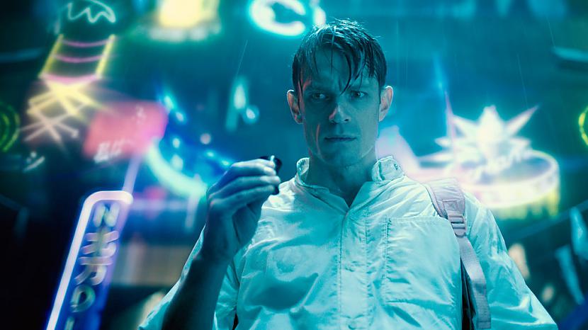 Altered Carbon Aizraujoscaron... Autors: Lil Teemo Top10 Netflix seriālu izlase