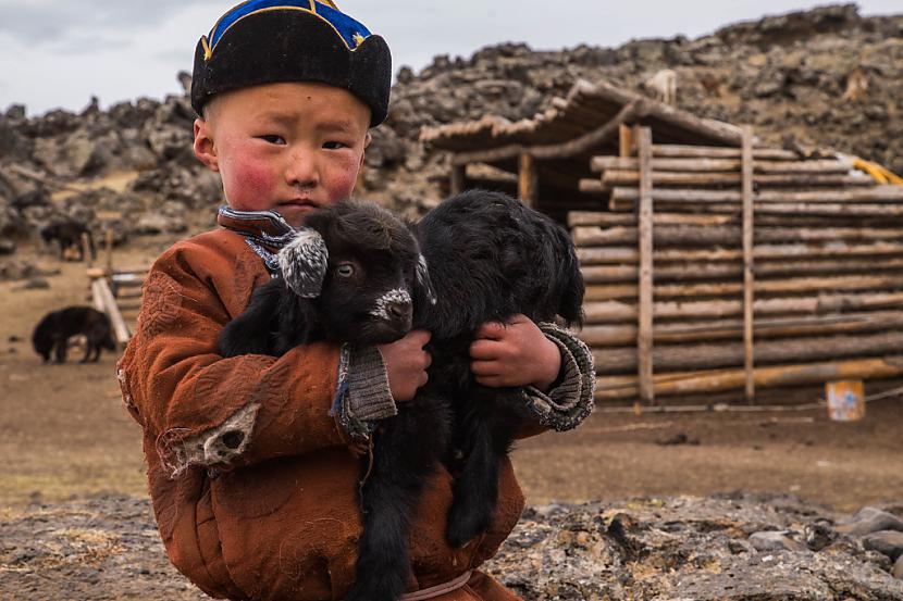 Ja es atnācis ciemos Mongolijā... Autors: Flix ĪSTAIS RAKSTS. Neparastas lietas, kuras ir pieņemamas citās valstīs!