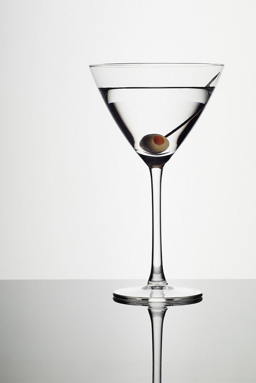 Martini75ml džins vai... Autors: DEVILMOM Mazāk zināmie klasiskie kokteiļi.