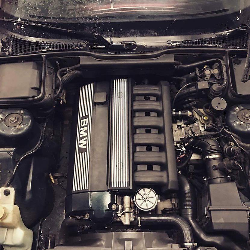 Motortelpa kā no... Autors: MyPlace BMW E34 turbo projekts