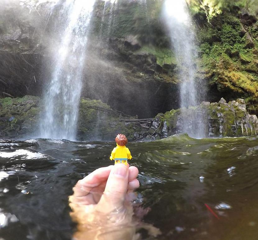  Autors: Pīters Kvils Ceļojums pa Jaunzēlandi caur LEGO figūriņas acīm