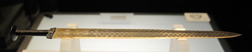 Tā ornamets ir ļoti sarežģīts... Autors: Lestets "Gou Jian" zobens: 2500 gadus vecs atradums, kas ir tikpat ass kā sendienās