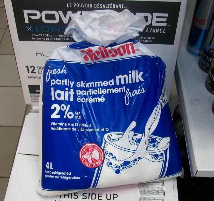 Piens tiek pārdots maisiņos Autors: Lestets 18 lietas, kas pierāda, cik unikāla valsts ir Kanāda