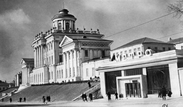nbspĻenina bibliotēkas... Autors: Lestets 35 Maskavas metro fotogrāfijas no 1935. g.