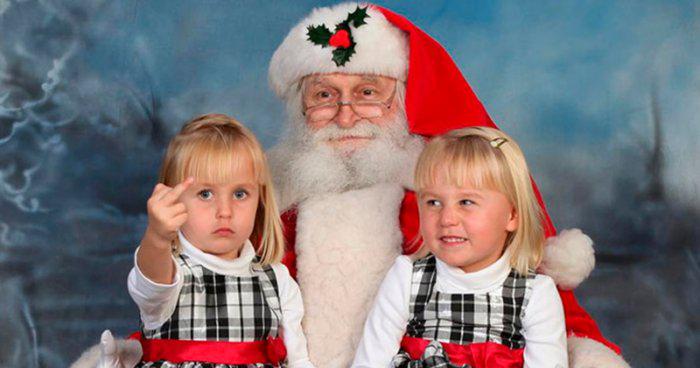  Autors: Fosilija Fotogrāfijas ar Ziemassvētku vecīti, kurās kaut kas nogāja greizi