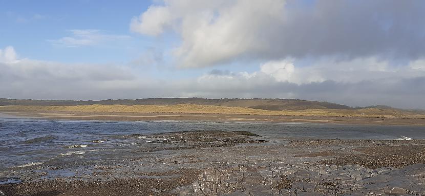  Autors: Griffith Šodiena, Dunraven Bay & Ogmore By Sea, Southerndown, Wales.