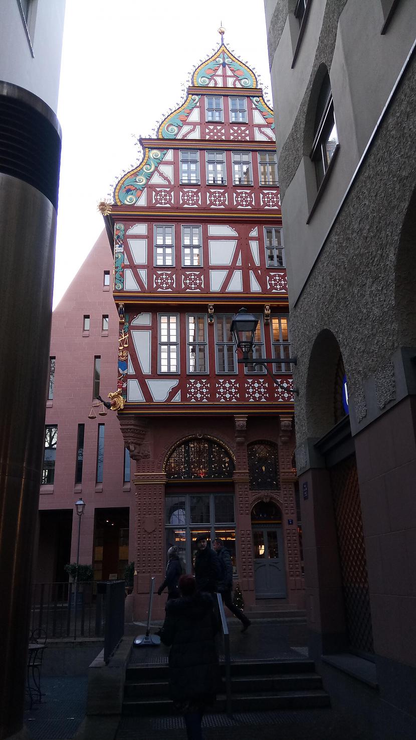  Autors: turistsr@speles Frankfurte - pēdējās bildītes...
