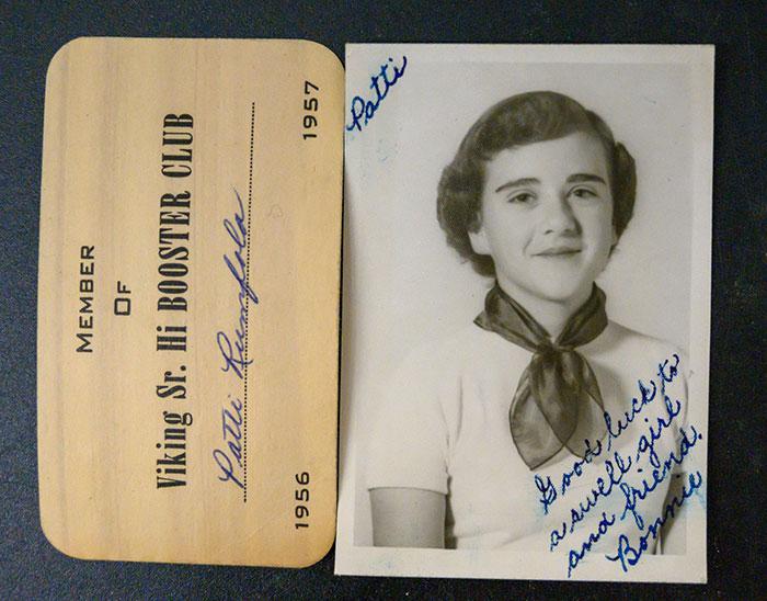  Autors: matilde Kādā skolā atrasta sievietes somiņa, kas bija pazudusi gandrīz 70 gadus