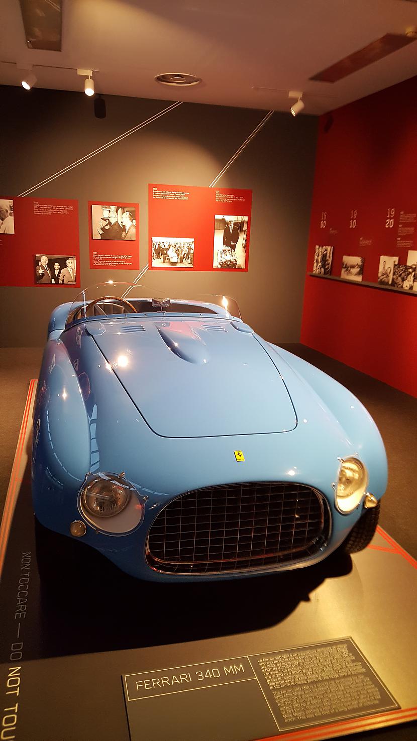 Līdzās automobiļiem vai... Autors: Santa Sudakova Ferrari muzejs Maranello.