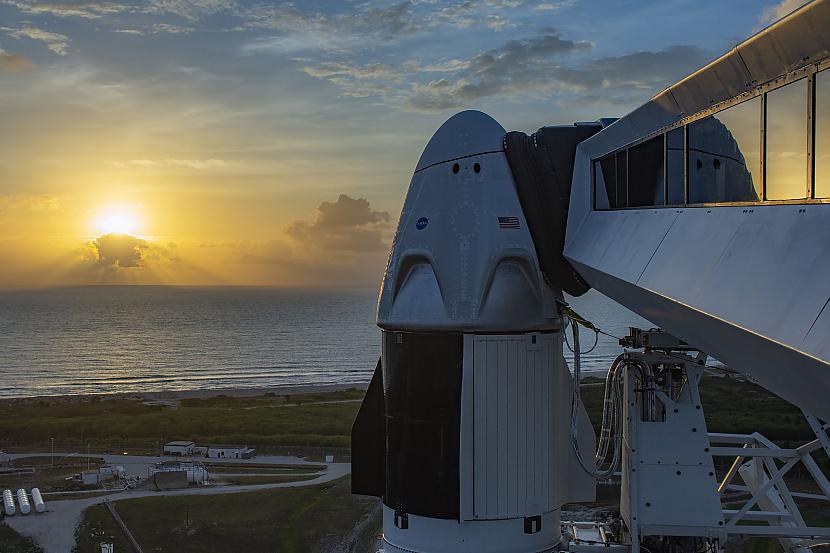 NASA nāk klajā ar... Autors: matilde Skaties tiešraidē leģendāro «SpaceX» lidojumu kosmosā