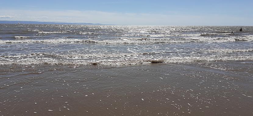  Autors: Griffith Ogmore By Sea, 11/7/2020, Wales.