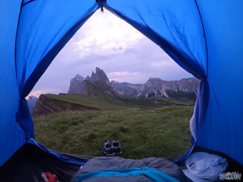  Autors: Hardijs12 Kāpjam kalnā, lai paliktu pa nakti teltī un sagaidītu saullēktu.