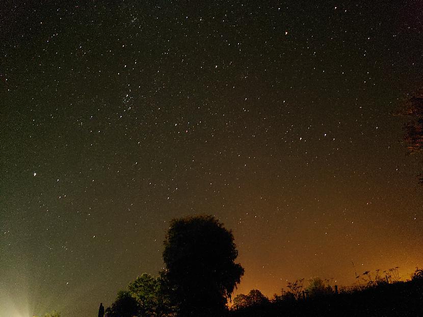  Autors: marciskt pusnakts debesu foto