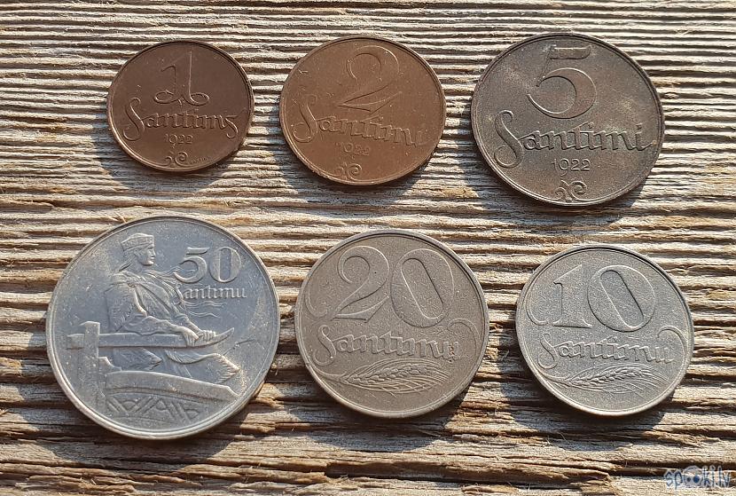 Pirmās monētas 1 2 5 10 20 un... Autors: pyrathe Visas 1. Latvijas Republikas monētas