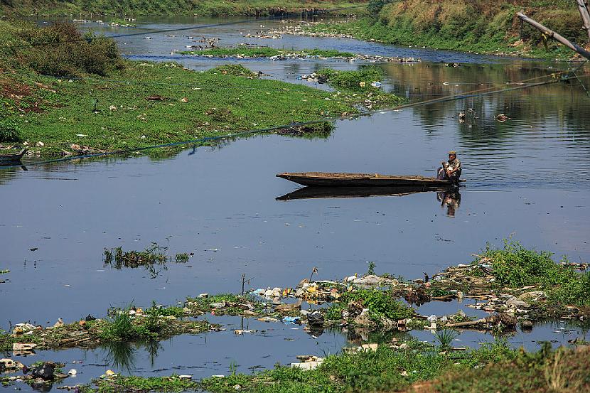  Autors: Zibenzellis69 Čitarum upe atrodas Rietumjavā Indonēzijā - netīrākā upe pasaulē (23 bildes)