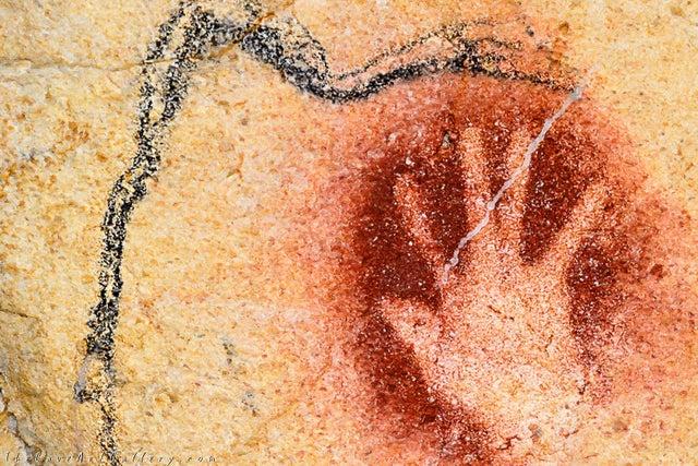 Sarkanā roka Scaronovē alā... Autors: Zibenzellis69 17 pārsteidzoši arheoloģiskie atradumi, kas atklās vēstures interesantākās puses