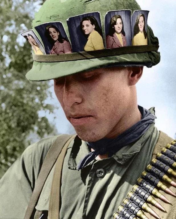 ASV karavīrs Vjetnamā ar... Autors: Lestets 19 retas vēsturiskas bildes