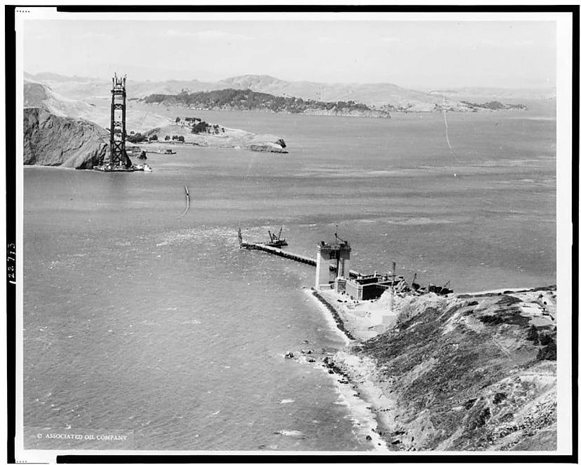 Zelta vārtu tilts Sanfrancisko... Autors: Lestets Fotogrāfijas, kurās redzami vēl nepabeigti pasaulslaveni apskates objekti