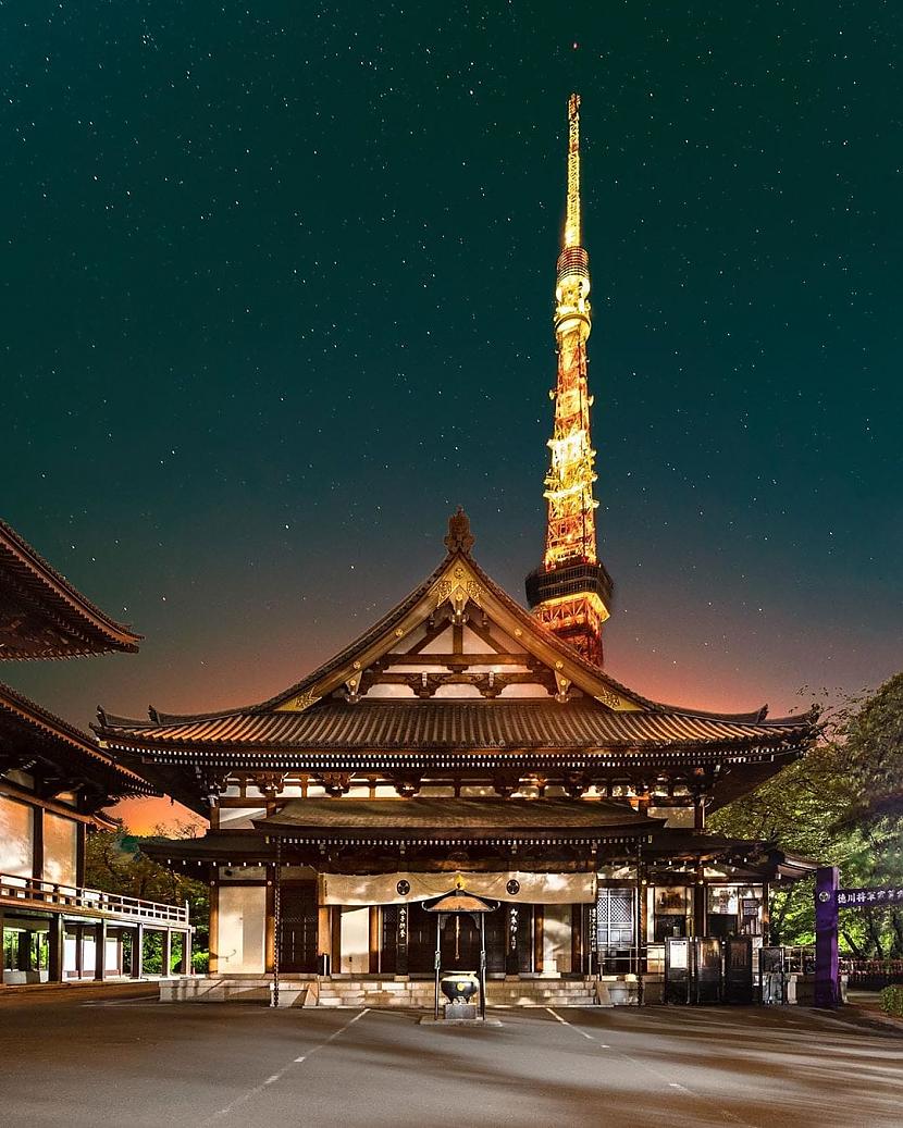 Zojoji templis Tokija Japāna... Autors: Zibenzellis69 Pārsteidzošā Austrumu tempļu arhitektūra, kas priecē ar savu oriģinalitāti
