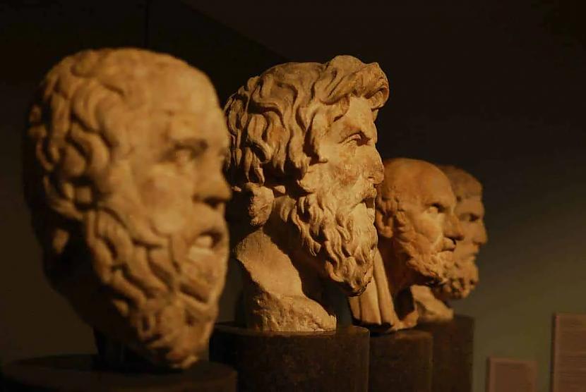 FilozofijaAr saviem... Autors: Zibenzellis69 10 izgudrojumi un lietas, par kurām jāpateicas senajai Grieķijai