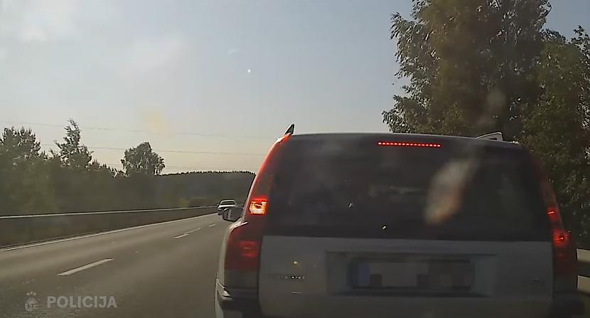 11 jūnijā pulksten 1830 Tukuma... Autors: matilde VIDEO ⟩ «Dominiks Toreto» pa Ventspils šoseju traucas ar 180 km/h